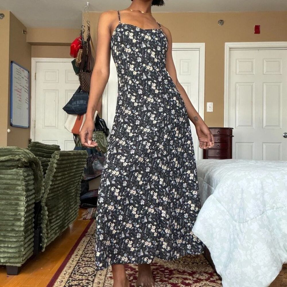 Ultimate Black Floral Midi Dress